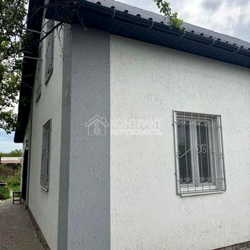 Оренда автономного нового будинку Рогань довготривала