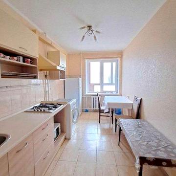 Оренда Центр Кловський узвіз,18 (цегла газ) 2х квартира м.Кловська-7хв