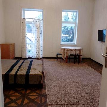 Здається 1-кімнатна квартира