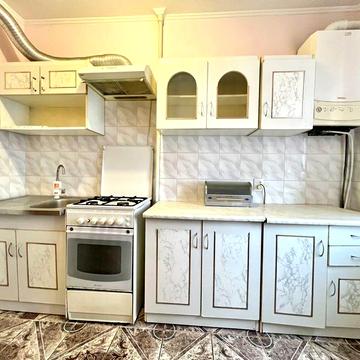 Здається 3/х кім на Курбаса