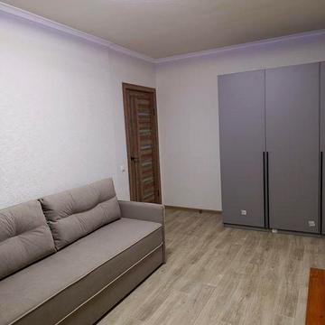 Сдам 1 кв метро Студенческая.