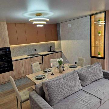 вул. Київська, 2 кімнати + кухня студія. Сучасний ремонт.