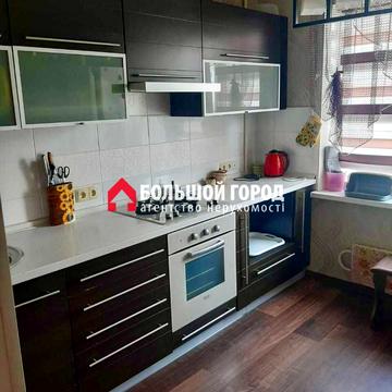 Ігоря Сікорського вул., 470