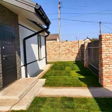 Продам новострой в  Подгородного можно под Э Оселю !!! ( С )