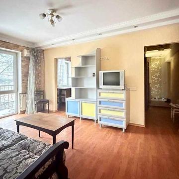 Вацлава Гавела 43А,  оренда затишної 3к квартири, є ГАЗ!