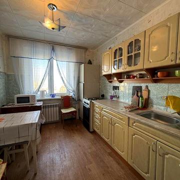 Оренда 2- во кімнатної квартири в центрі міста, центральний  ринок