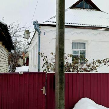 Продаж житлового будинку в спокійному районі міста