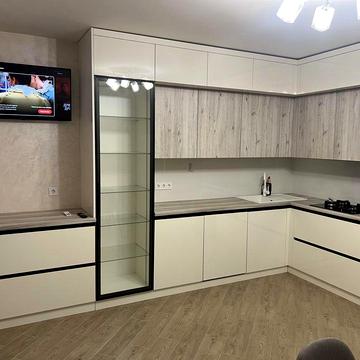 Оренда 2х кімнатноі квартири +підземний паркінг!ВЛАСНИК