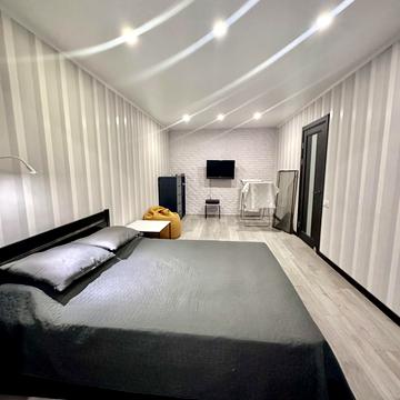 Прикордонна, 80