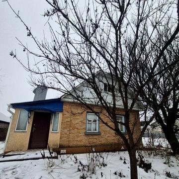 Пропонується до продажу Будинок.  Мошни.