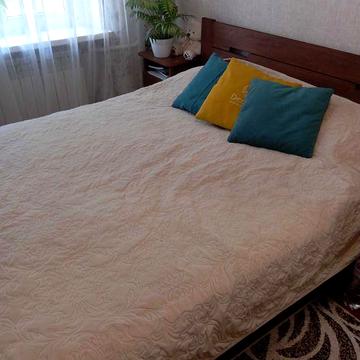 ПРОДАМ 3-х кімнатну квартиру Червона 3