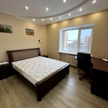 Оренда двокімнатної в ЦЕНТРІ, перша здача