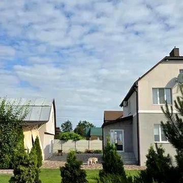 Продам просторий будинок з ремонтом,Рогань (5325)