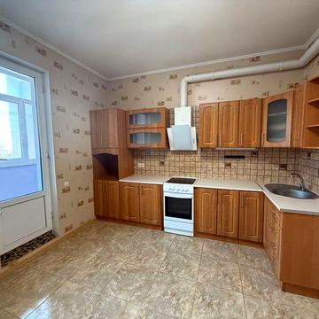 3 комнатная в жк Уютный/ Грушевского