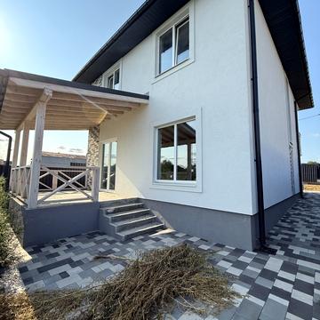 Черняхівського вул.