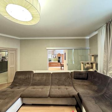 Продаж 3-к квартира вул Коновальця Печерский район генератор ЖК Панорама на Печерськом