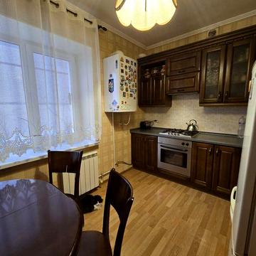 Терміновий продаж 3-х кімнатна квартира будинок 2005року