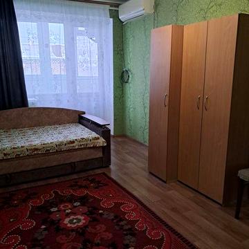 Аренда від  власника 1 кімнатна квартира  р Родімцева