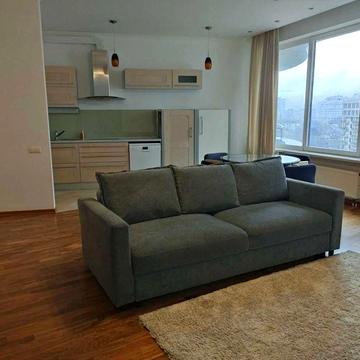 просторная 2х ком квартира в жк Белый Парус