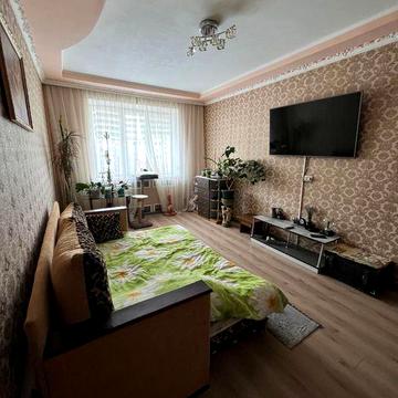 Продам 2ккв Озерна-Дана.Панель.Капітальний ремонт.Частк.меблі техніка.