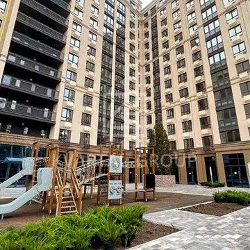 Продаж повноцінної двокімнатної квартири. Центра міста.