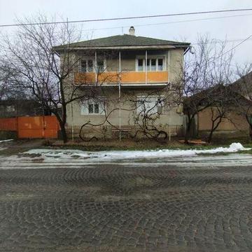 Будинок в Закарпатська обл. Берегівський р-н. с. Вари