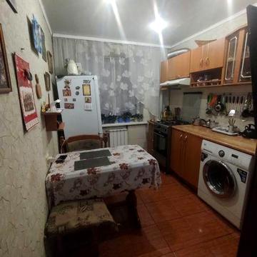 Продам 2х ком. кв-ру в центре. 
Подр