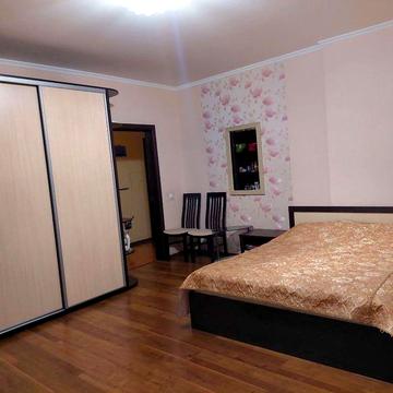 Пчілки 2а, м.Позняки