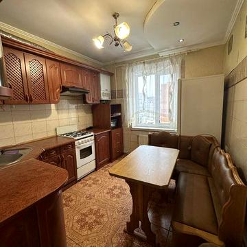 Оренда 2к квартири з і/о на Алясці