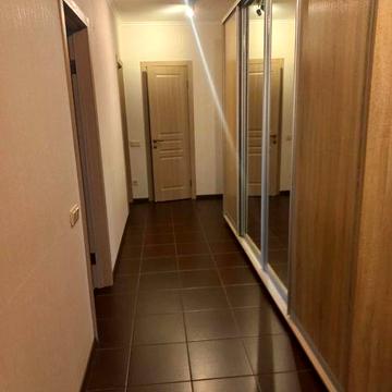 Оренда просторої  2 кімнатної квартири на Глушкова.