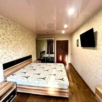 Продам 3-к квартиру в районе Дворца Спорта 40 000 ЕВРО