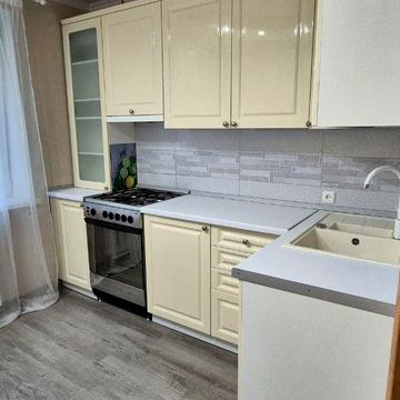 Георгія Гонгадзе просп. (Радянської України), 32-Б