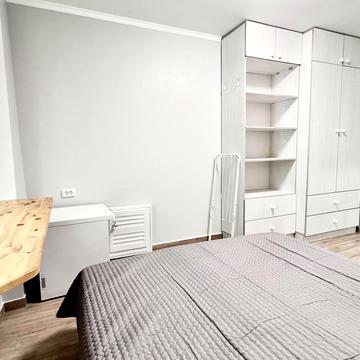 Мрії вул. (Академіка Туполєва), 15-Е