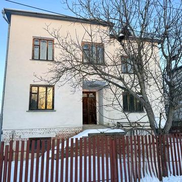 Будинок під ремонт / 200 м²/ Крихівці