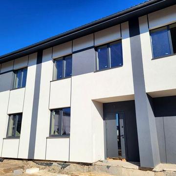 Котедж  з газом та міською каналізацією на Льонокомбінаті