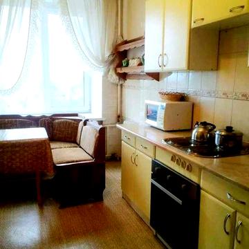 Продам просторную 2-к квартиру Уральская Национальной гвардии Рабочая