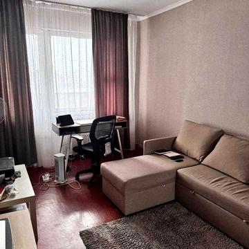 Святошинский район, метро «Святошино», "Житомирская", Депутатская 30.