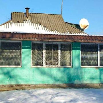 Будинок с.Лозівок 85 кв.м., всі вигоди, меблі, інтернет, є річка.