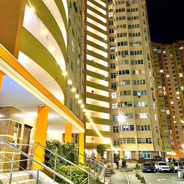 Сімї Кульженків вул. (Петра Дегтяренка), 37