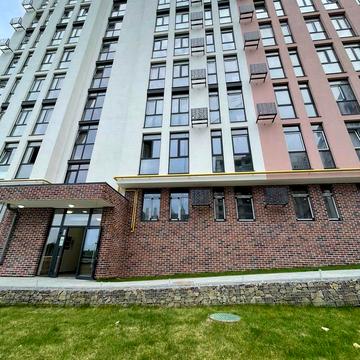 Під Голоском вул., 16-А