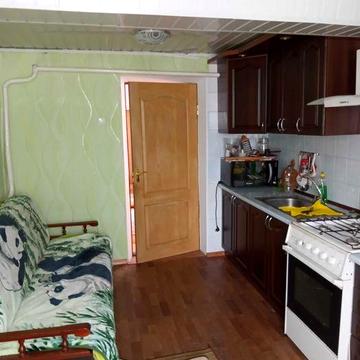 Оренда біля ЦЕНТРУ пів будинку 1-кім в дуже гарному стані.