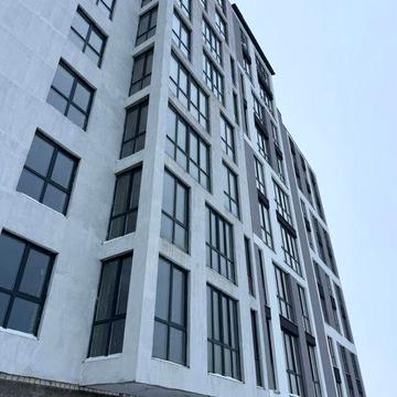 Продаж 2 кім.кв. ЖК Рівʼєра ,площа 57,8 м2. Центр.