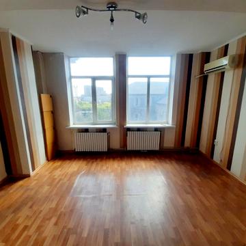 проспект Свободы, 17