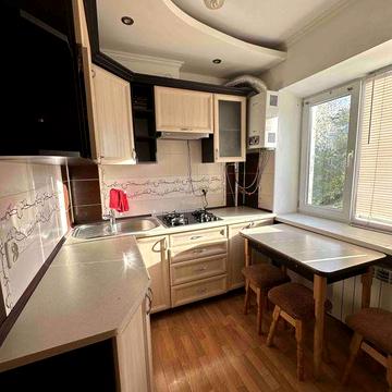 Оренда 2-кім , Набережна 8, довготривала оренда