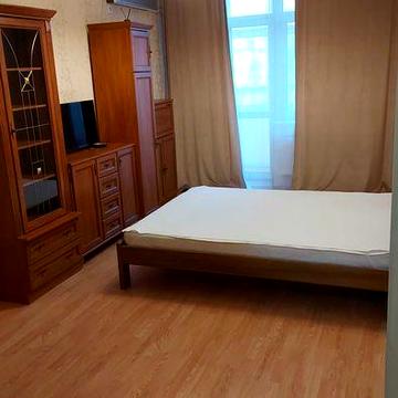 Здаю в оренду свою(без комісії) 1к вул.Євгена Коновальця(ПЕЧЕРСЬК)