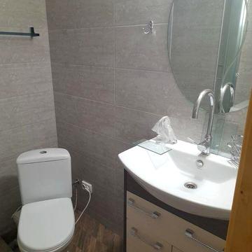 Здається в оренду частина будинку. Рн Метро. Барське Шосе.