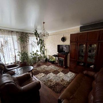 3 к квартира в историческом центе на ул. Европейская ( Екатерининская)