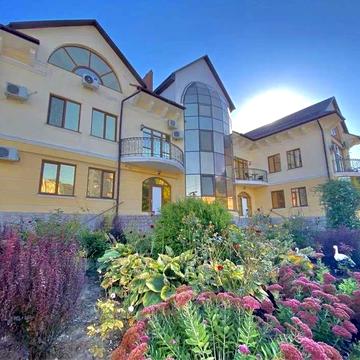 Сдам двухкомнатную квартиру в малоквартирном доме на Таирово