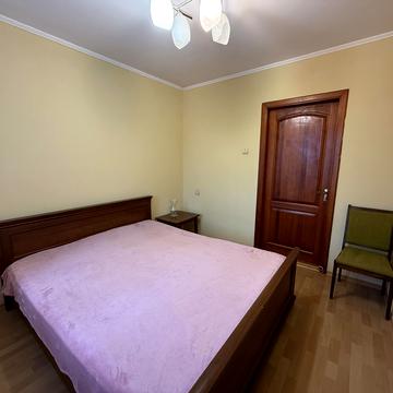 Миколи Садовського вул., 12