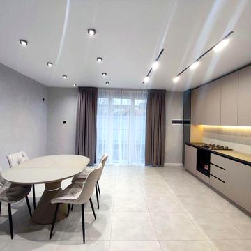 Продаж сучасного таунхаусу